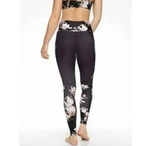 Athleta Stash Pocket Floral Salutation Tight, Small - Picture 4 of 10